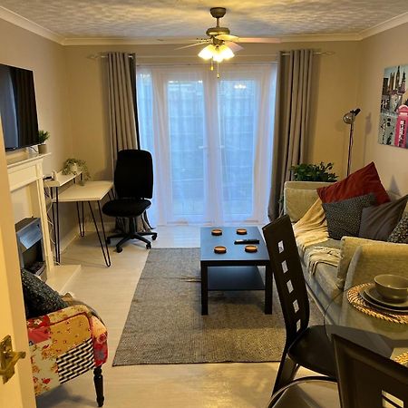 Cosy Corner - 2 Beds, Free Parking, Next To Southampton General Hospital Villa Dış mekan fotoğraf