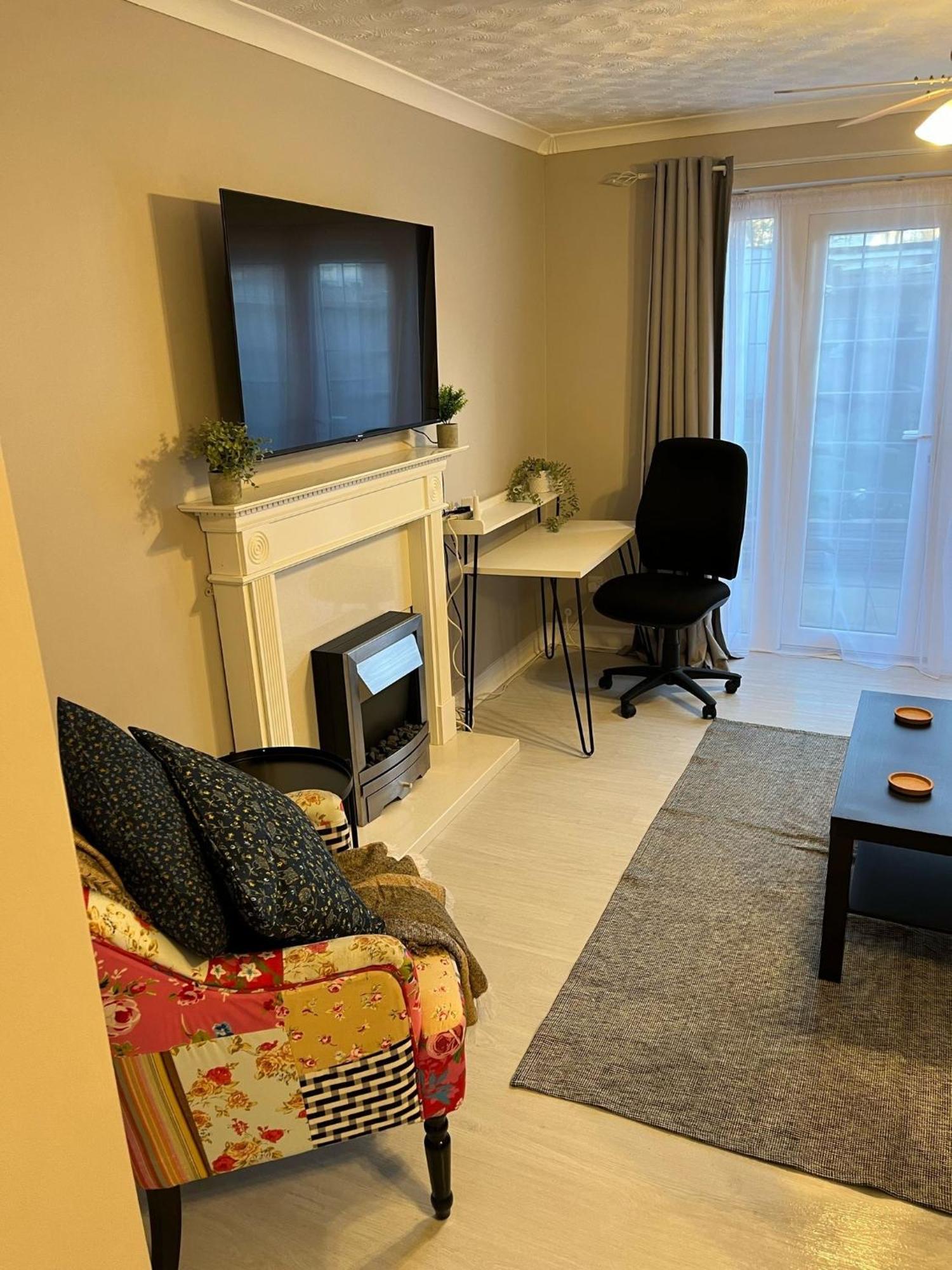 Cosy Corner - 2 Beds, Free Parking, Next To Southampton General Hospital Villa Dış mekan fotoğraf