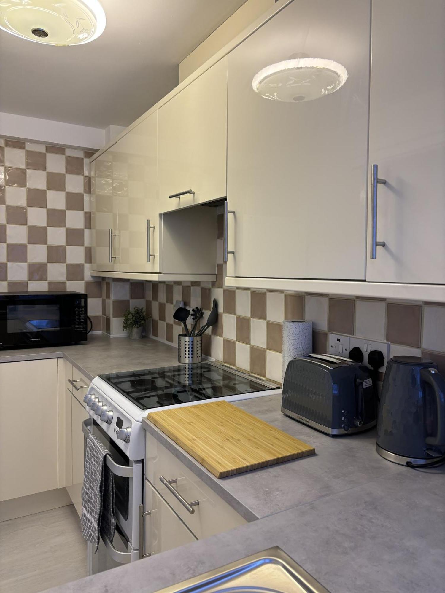 Cosy Corner - 2 Beds, Free Parking, Next To Southampton General Hospital Villa Dış mekan fotoğraf