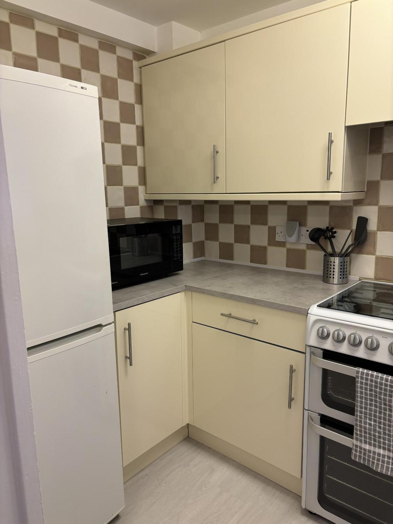 Cosy Corner - 2 Beds, Free Parking, Next To Southampton General Hospital Villa Dış mekan fotoğraf